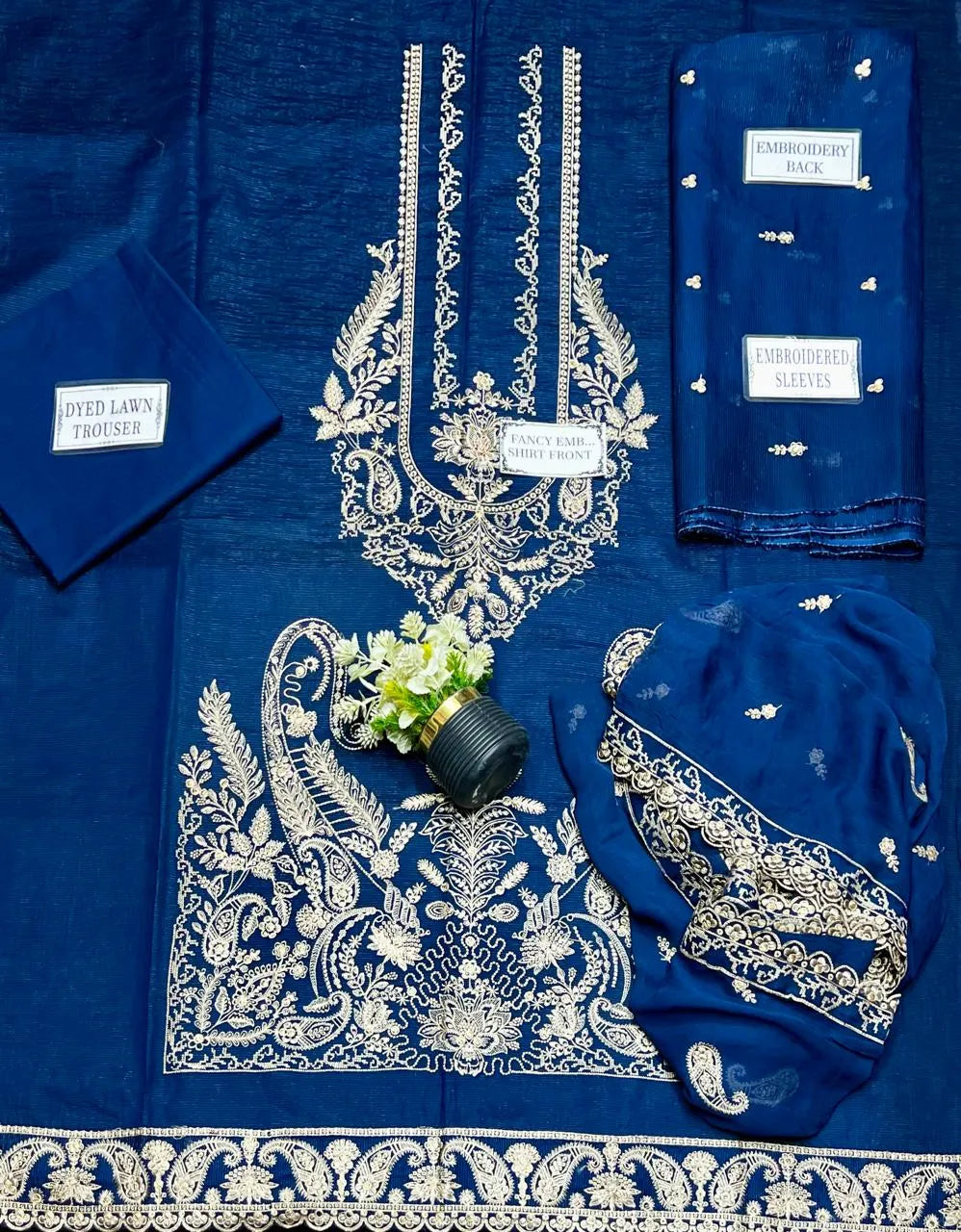3 Pcs Women's Unstitched Embroidered Suit