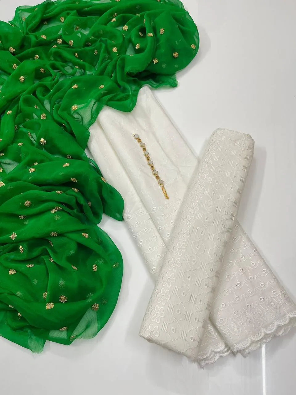 White Lawn 3-Piece Suit with Green Chiffon Dupatta