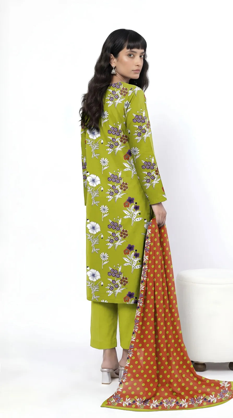 3 Pcs Women's Unstitched Printed Suit