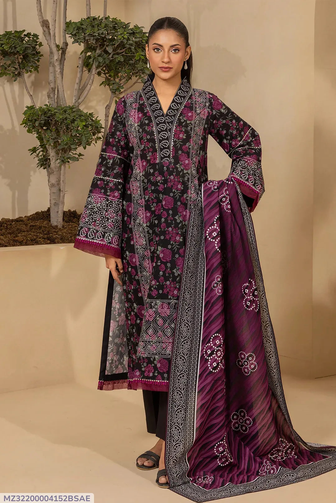 3 Pcs Women's Unstitched Printed Suit