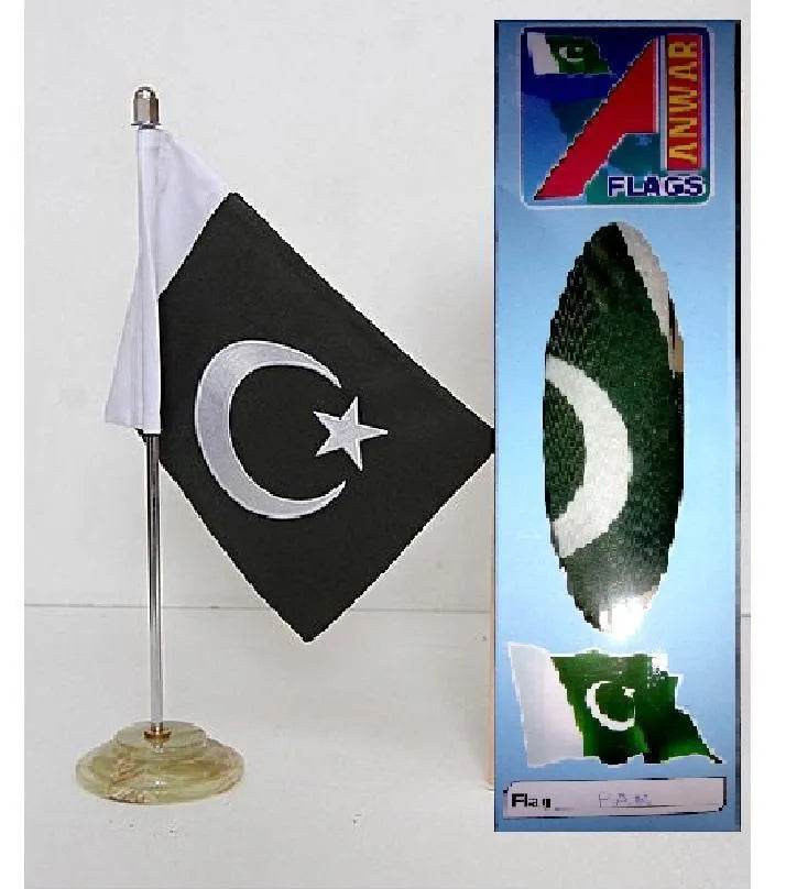 Pakistan Flag Table Decor with Crescent Star